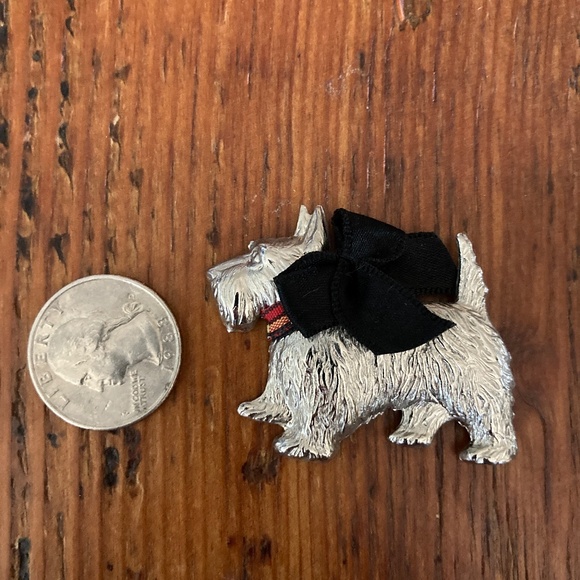 1980's Scotty Dog Pin, Silvertone with Black Bow and Plaid Collar Vintage Brooch - Picture 2 of 4